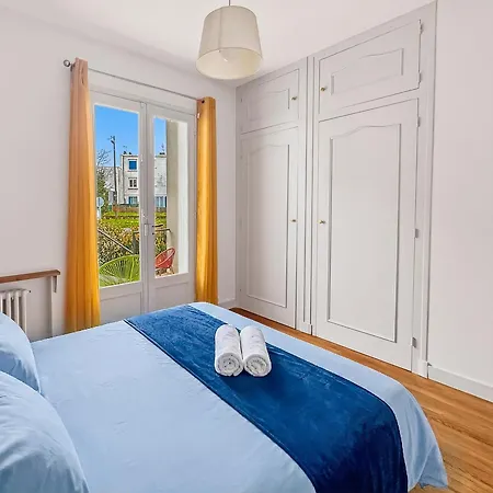T3 Authentique Avec Terrasse Et Parking Privé * Royan