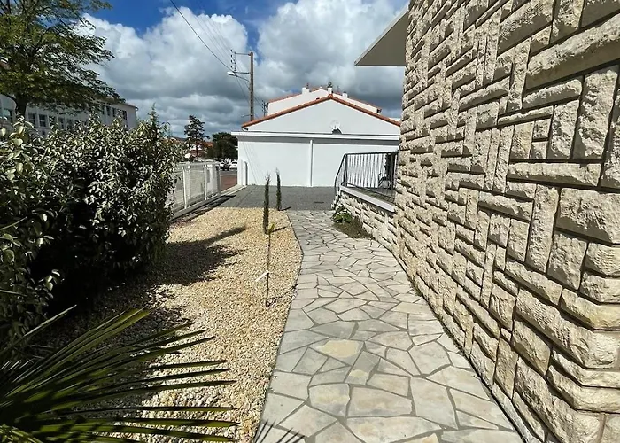 T3 Authentique Avec Terrasse Et Parking Prive Lejlighed *